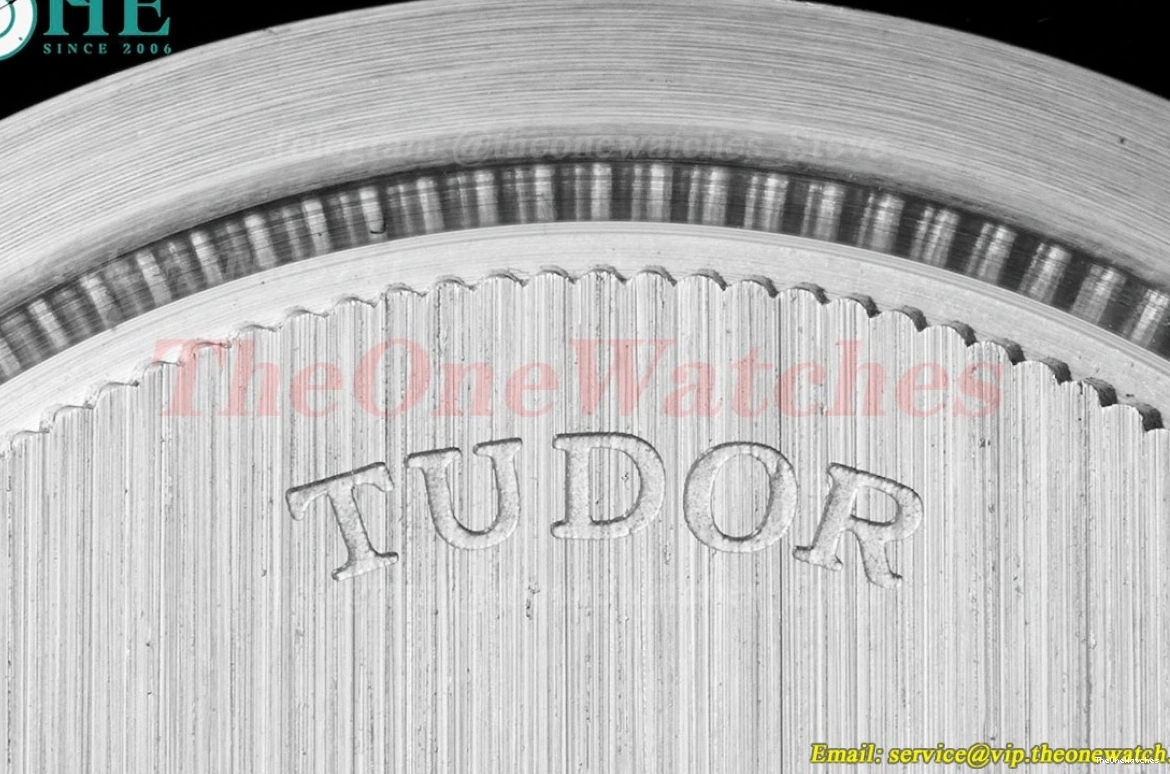 V4 Black KRF Dot Black 36mm SS SS Bay Heritage A2824 0127